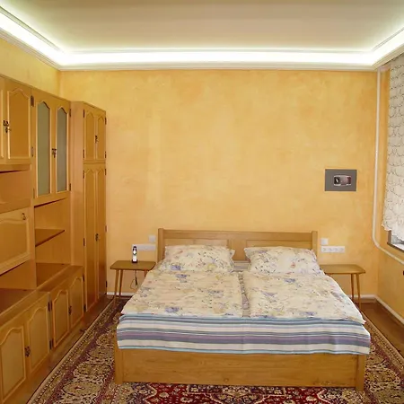 In 48120 Casa de Férias Balatonszarszo